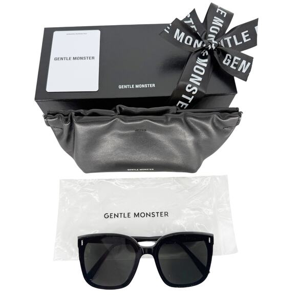 Gentle Monster Frida 01 Flatba Square Oversized Sunglasses in Black Acetate - Picture 7 of 7